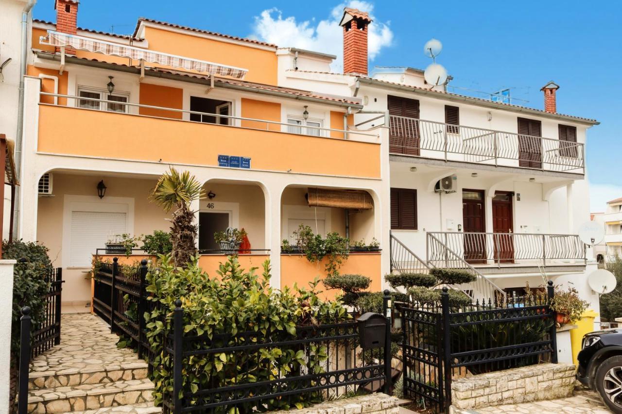 Apartments Juric Vrsar Exterior photo
